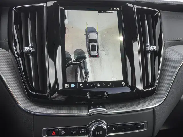 Volvo XC60 view 14