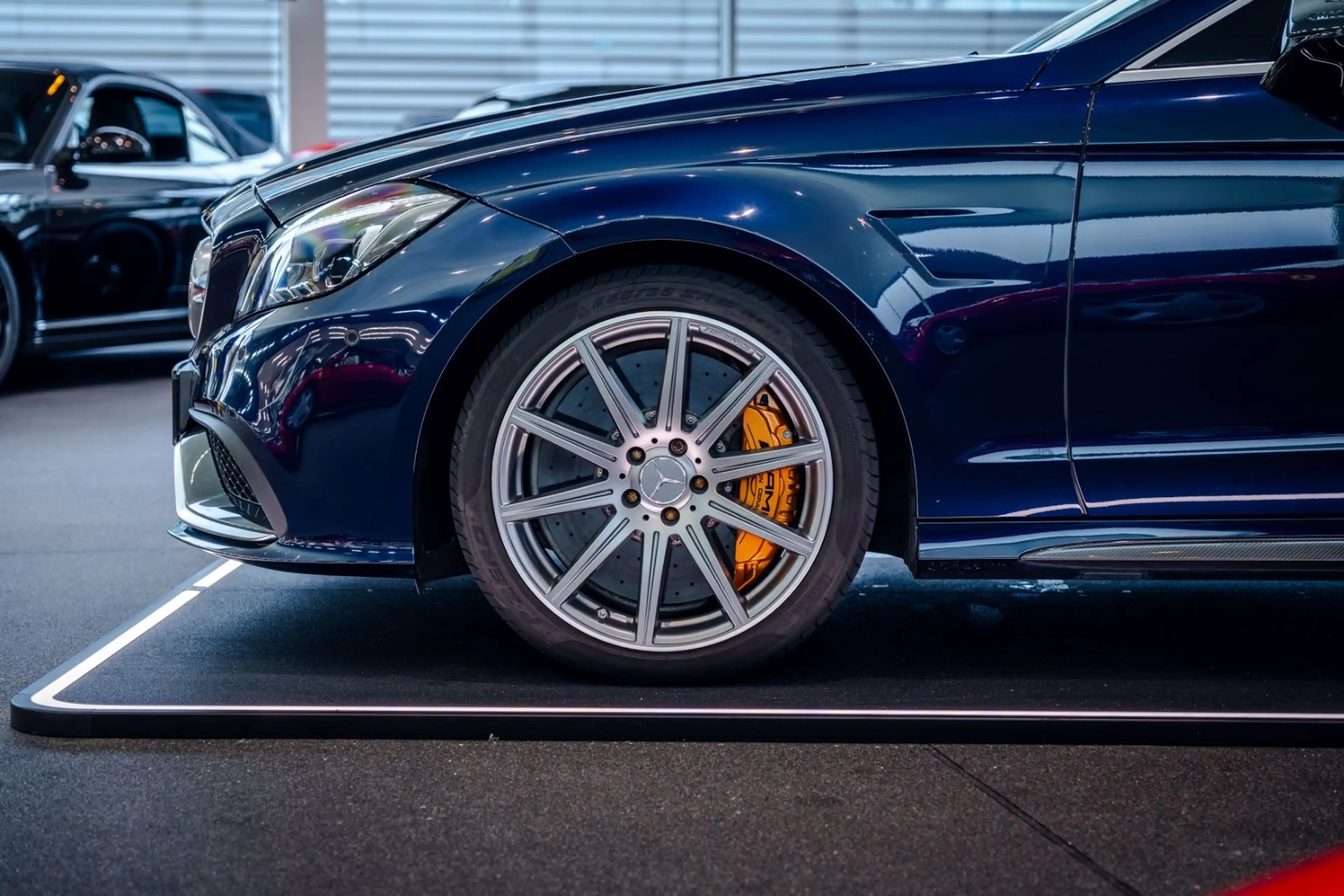 Mercedes-Benz CLS 63 AMG CLS 63 S AMG*Unfallfrei*Keramik-Bremse*B&O* — photo 5