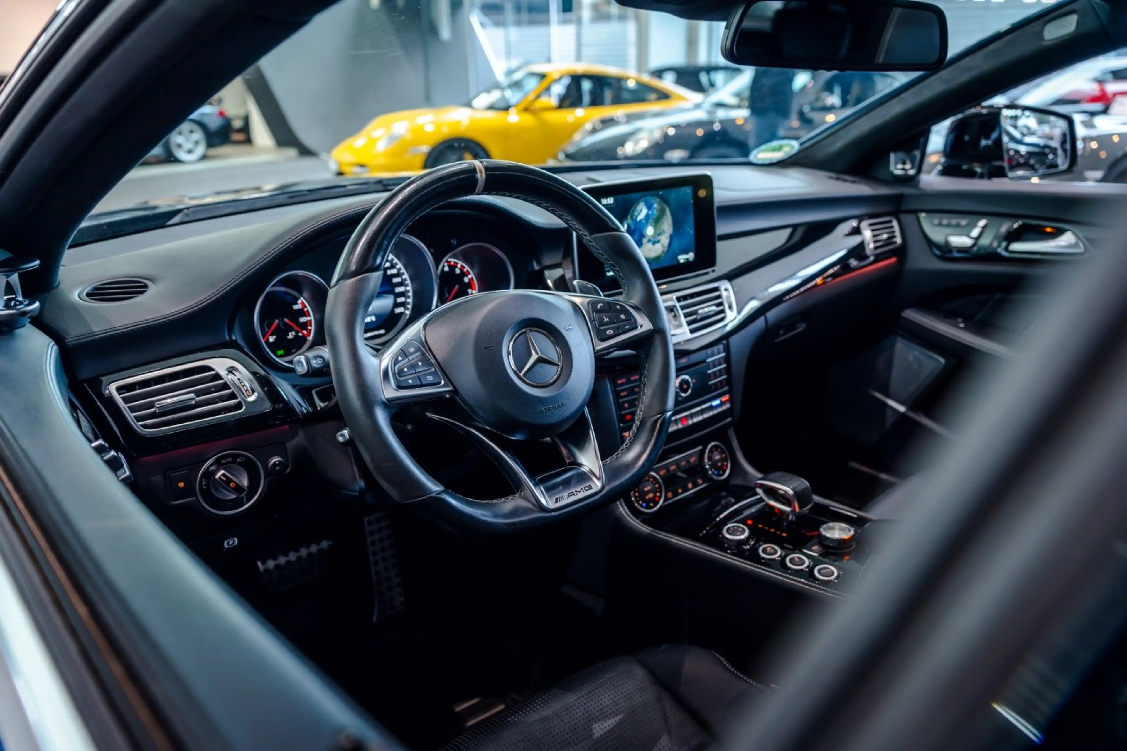 Mercedes-Benz CLS 63 AMG CLS 63 S AMG*Unfallfrei*Keramik-Bremse*B&O* — photo 10