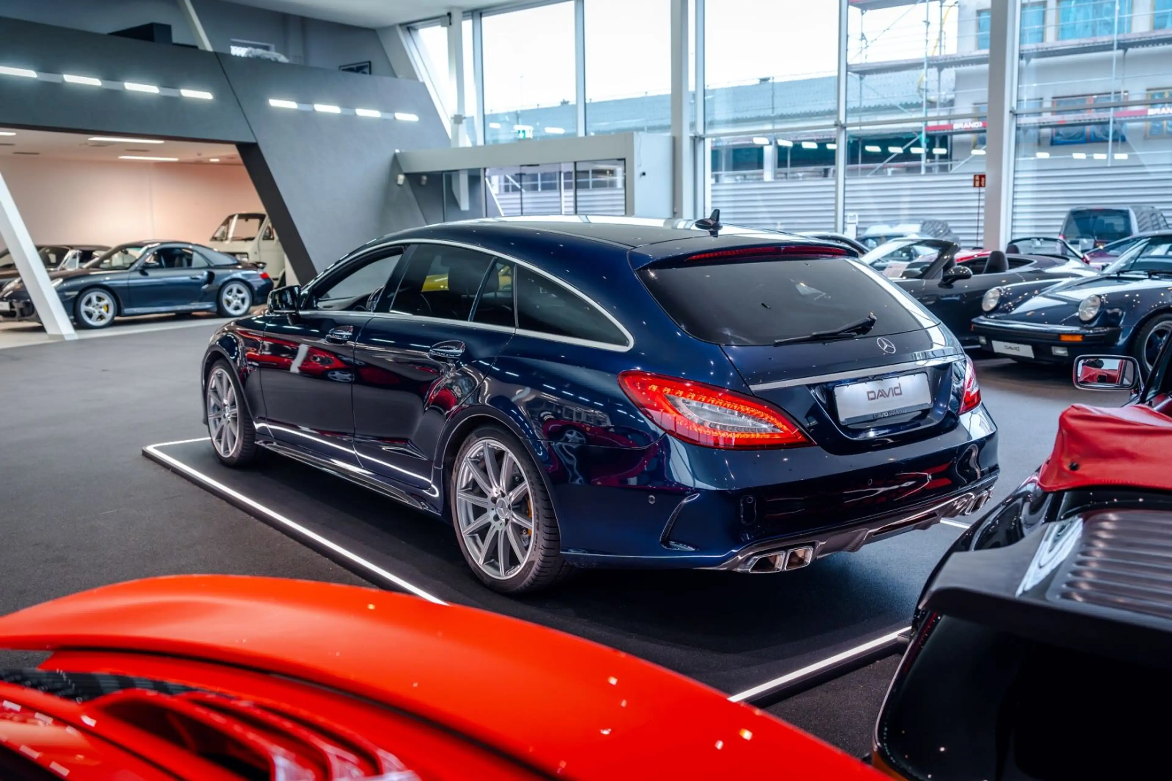 Mercedes-Benz CLS 63 AMG CLS 63 S AMG*Unfallfrei*Keramik-Bremse*B&O* — photo 8