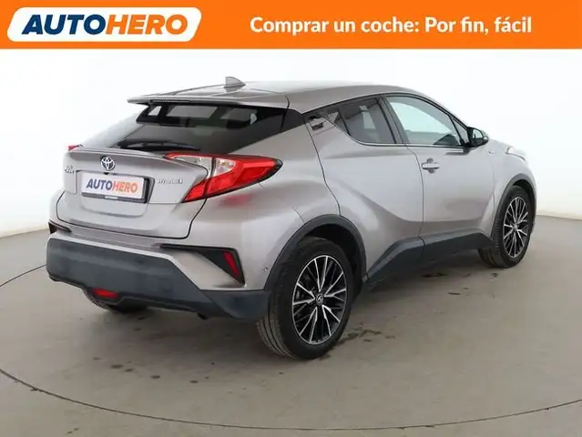 Toyota C-HR view 6