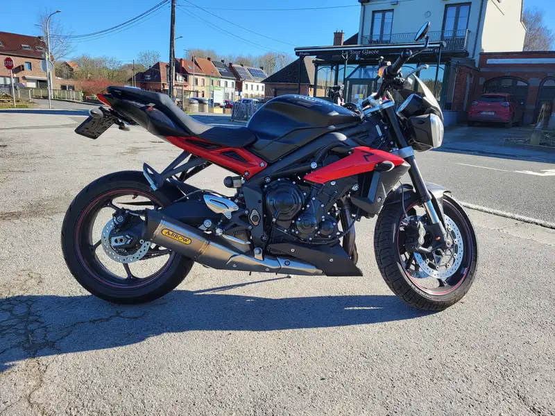 Triumph Street Triple - foto 3