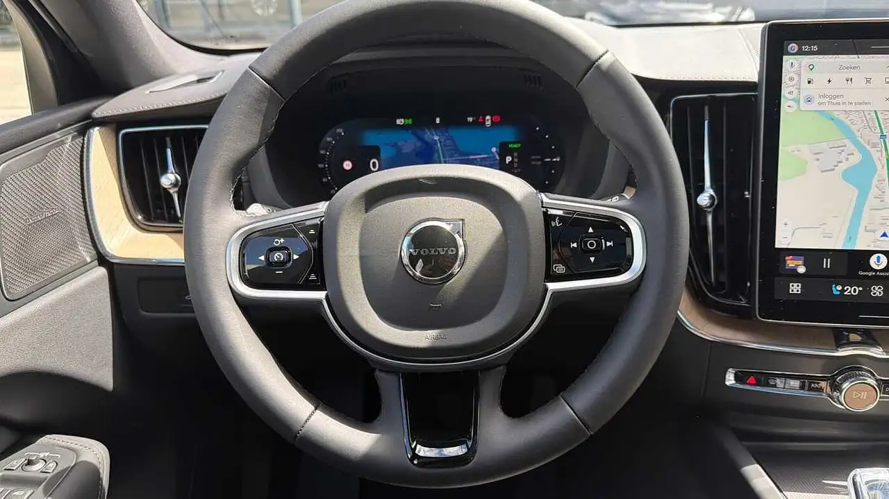 Volvo XC60 2026 — фото 11