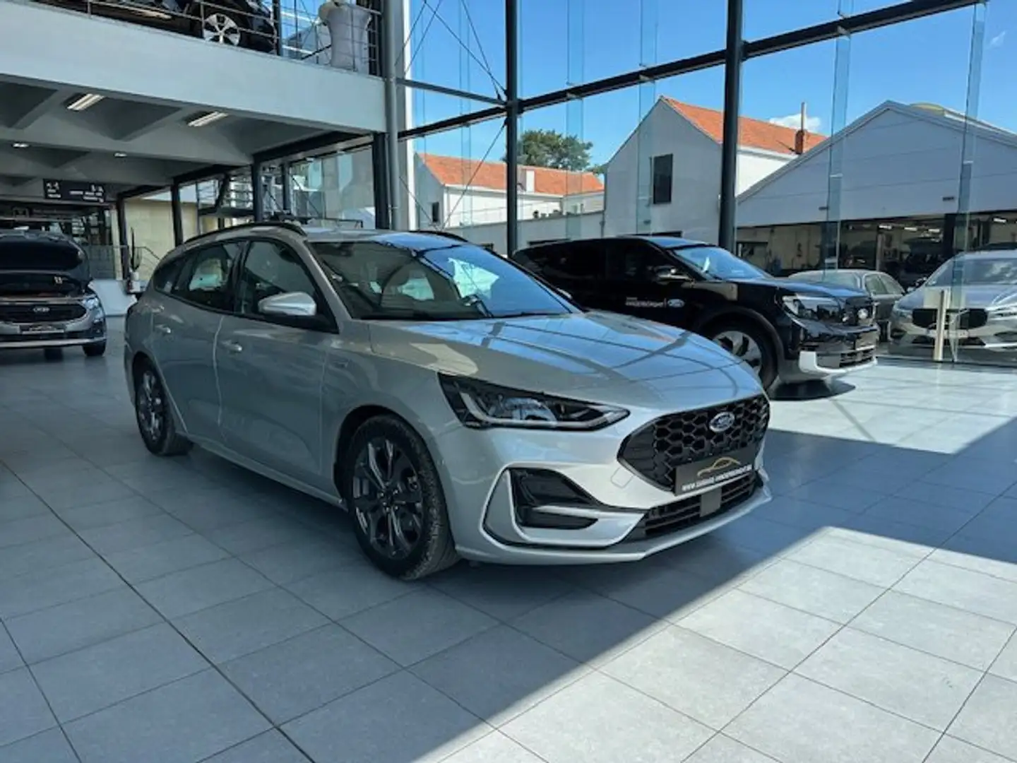 Ford Focus CLIPPER ST-LINE HYBRID AUTOMAAT 3JAAR  WAARBORG 2 - 1