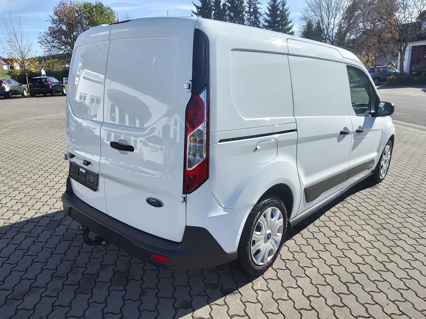 Ford Transit Connect Kasten lang Trend *AHK* Blanc - 2