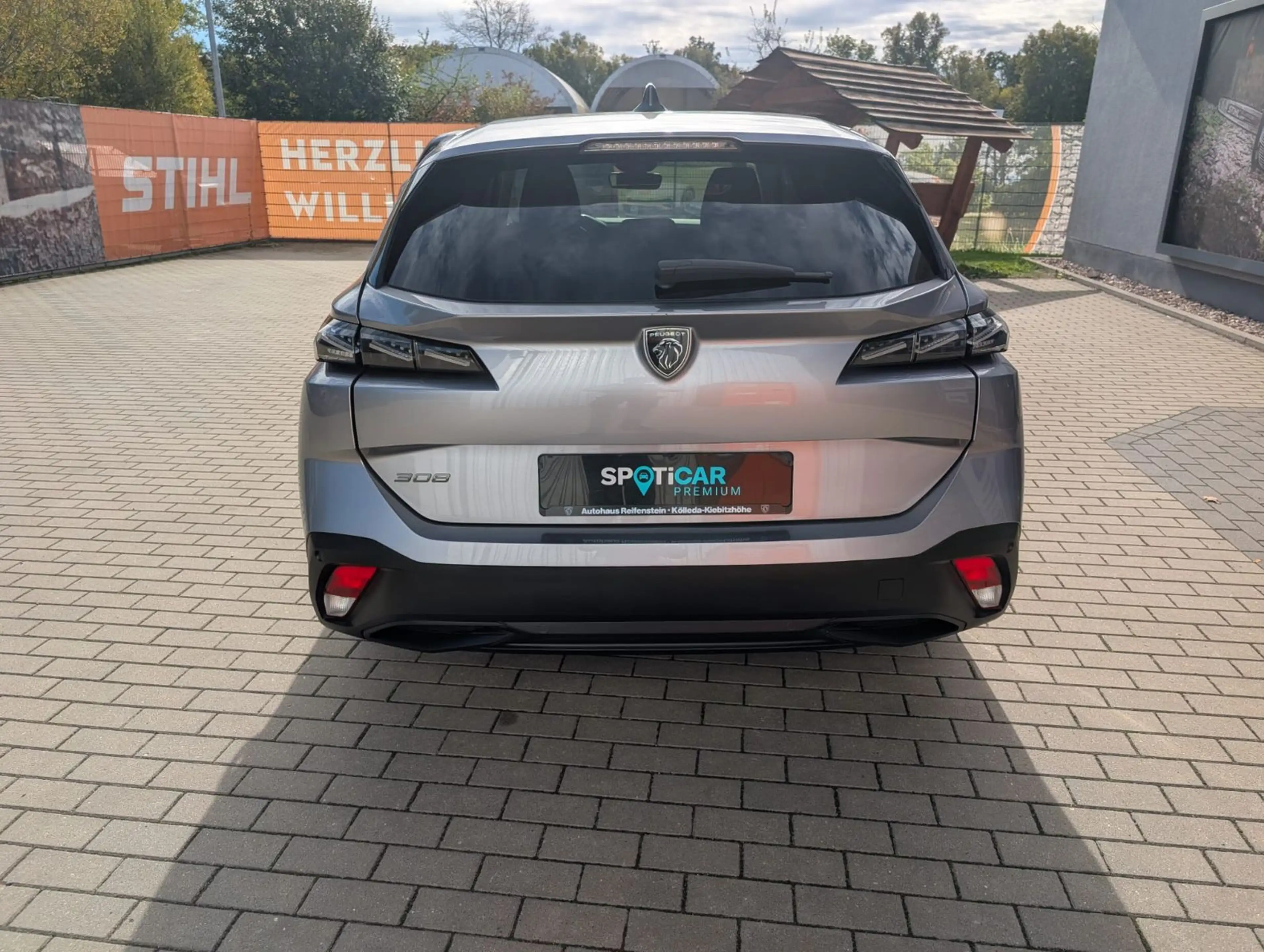 Peugeot 308 SW Style FACELIFT HDI 130 EAT 8 NAVIPAKET — photo 4