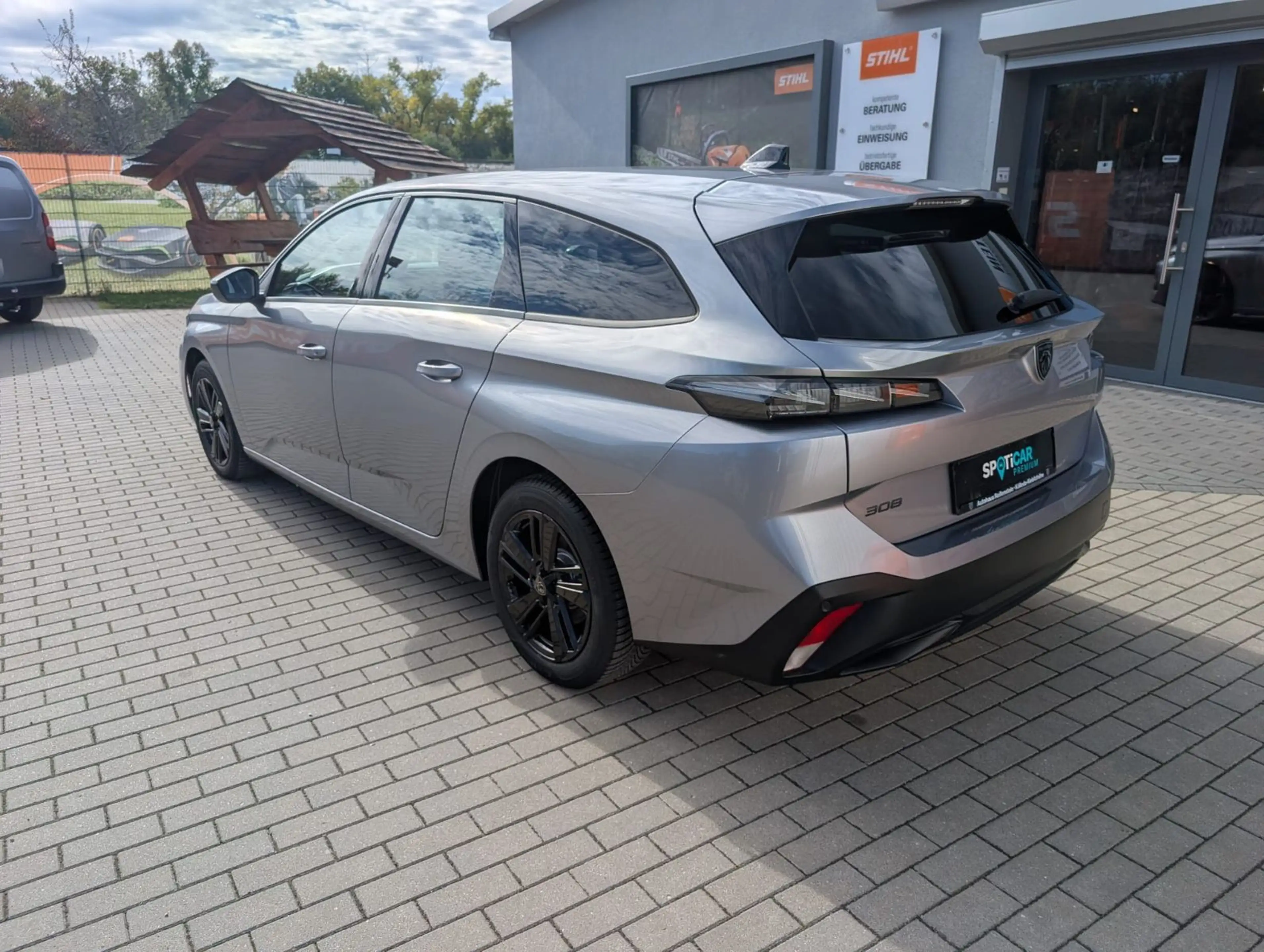 Peugeot 308 SW Style FACELIFT HDI 130 EAT 8 NAVIPAKET — photo 5