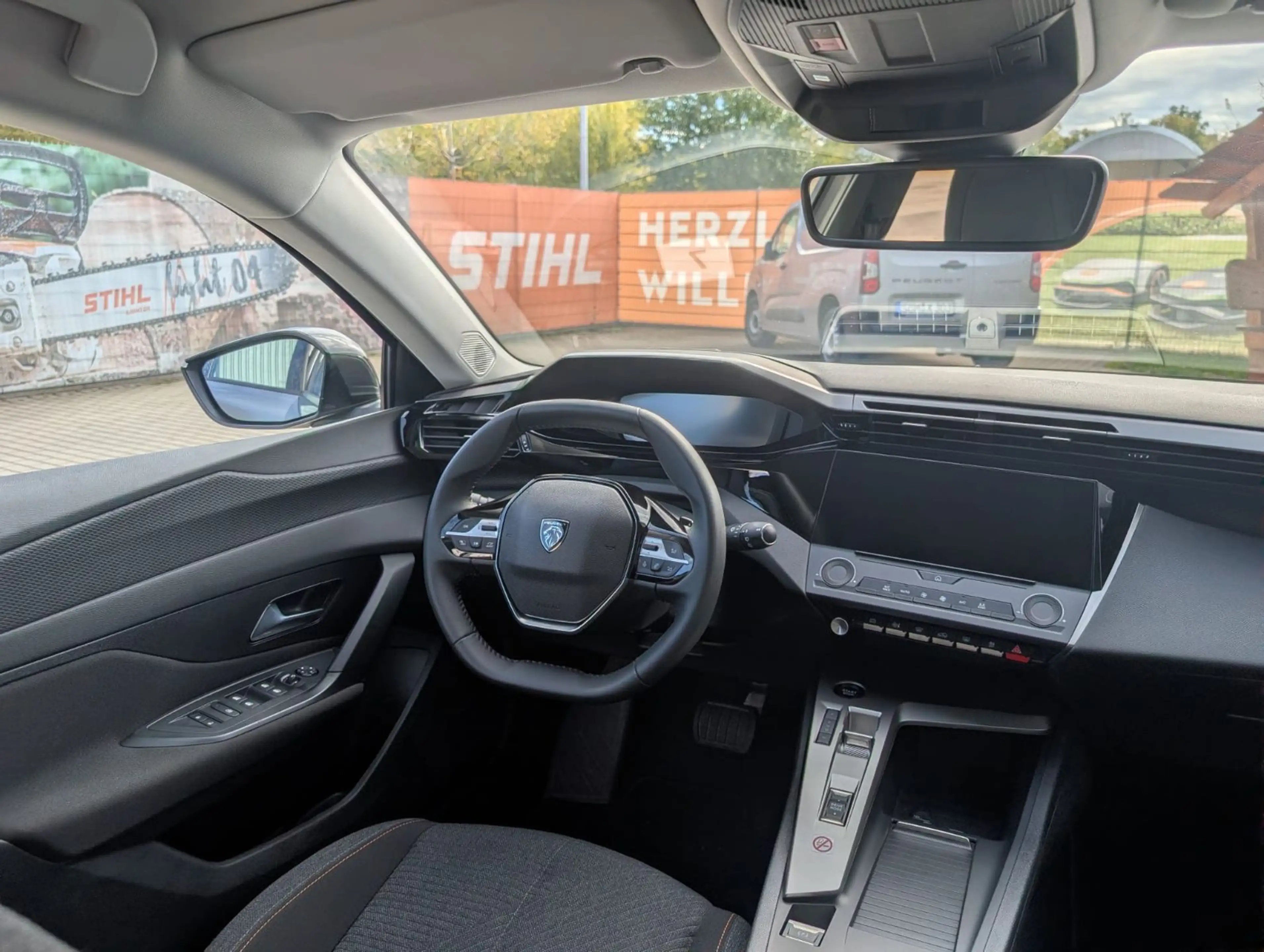 Peugeot 308 SW Style FACELIFT HDI 130 EAT 8 NAVIPAKET — photo 12