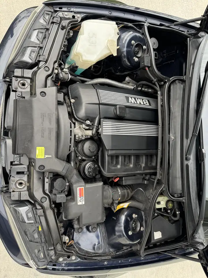 BMW 320i Coupe c/clima auto, foto 7