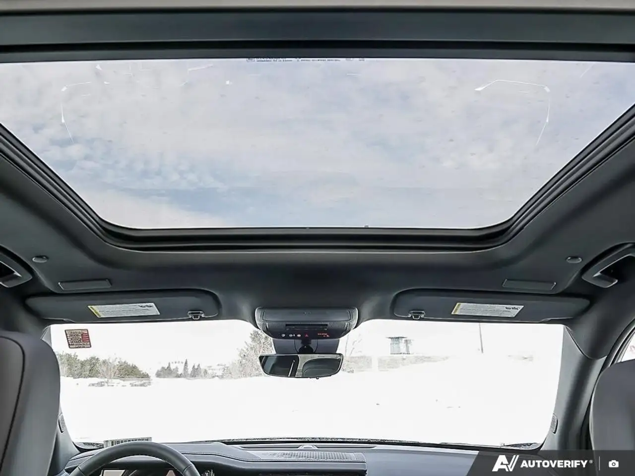 GMC Acadia снимка GMC Acadia