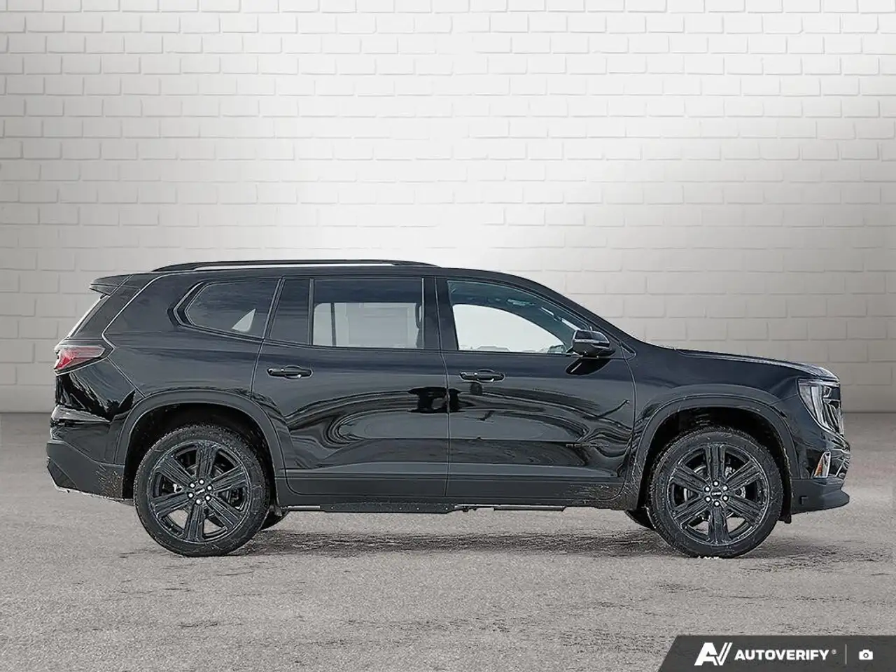GMC Acadia снимка GMC Acadia