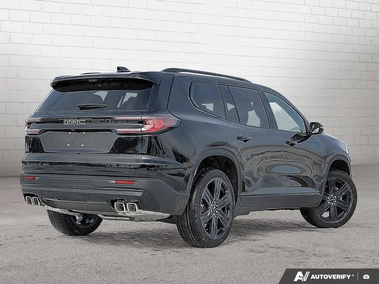 GMC Acadia снимка GMC Acadia