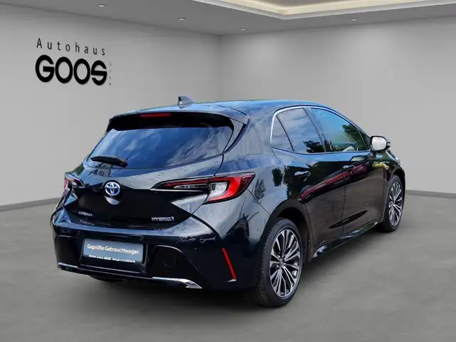 Toyota Corolla view 5