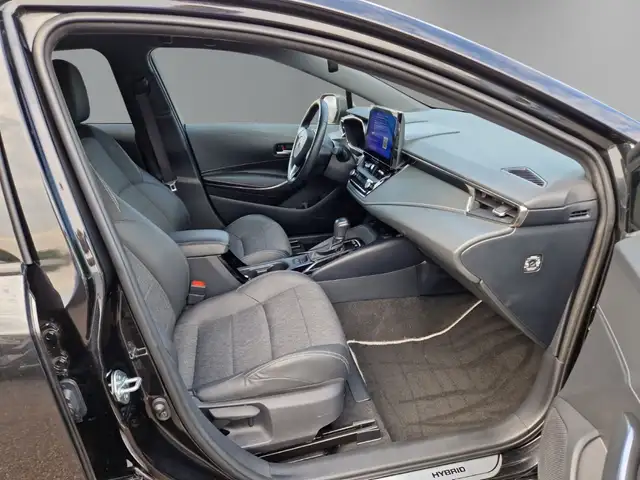 Toyota Corolla view 12