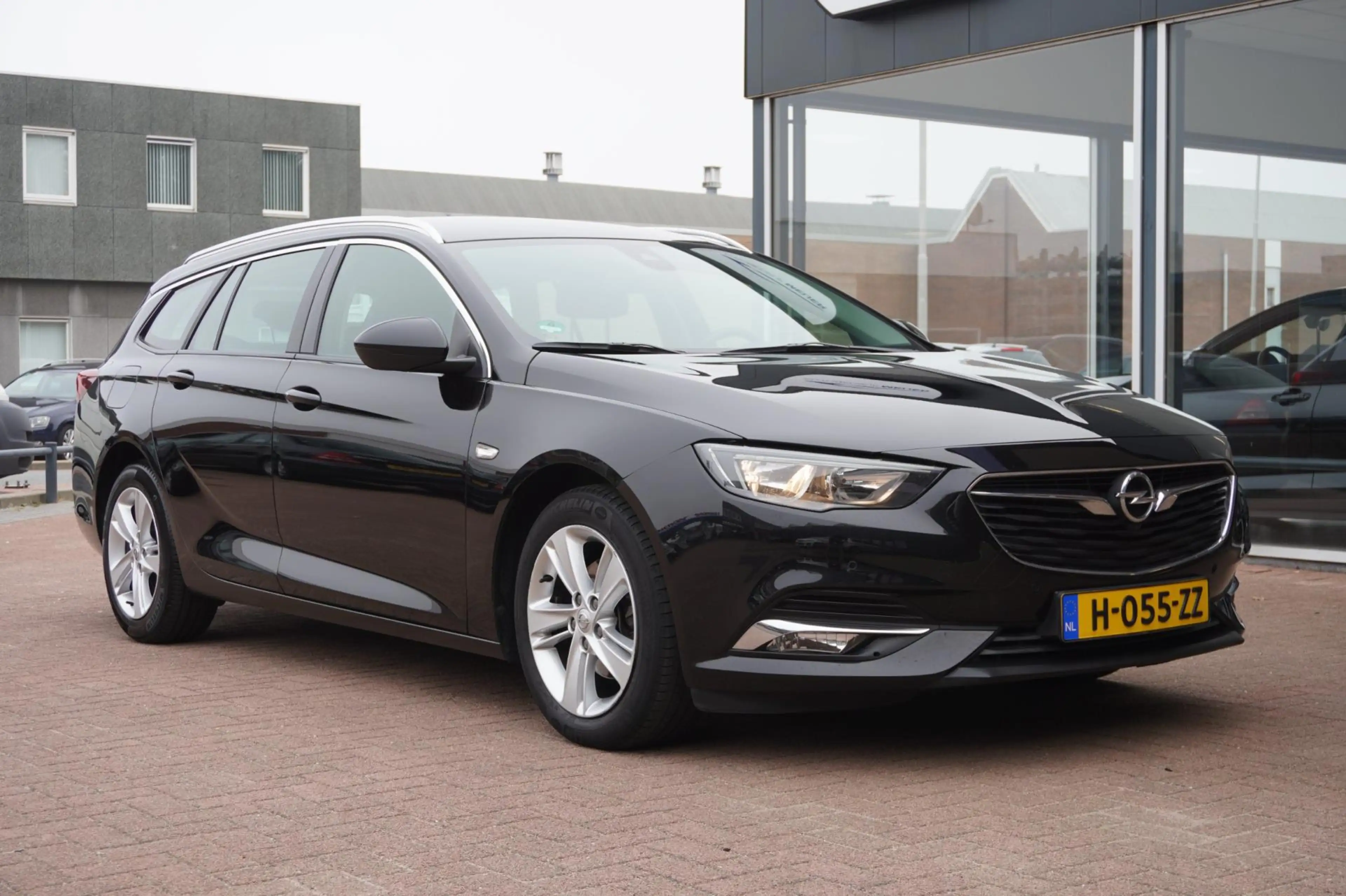 Opel Insignia Sports Tourer 1.5 Turbo Business Executive | Virt. — photo 7