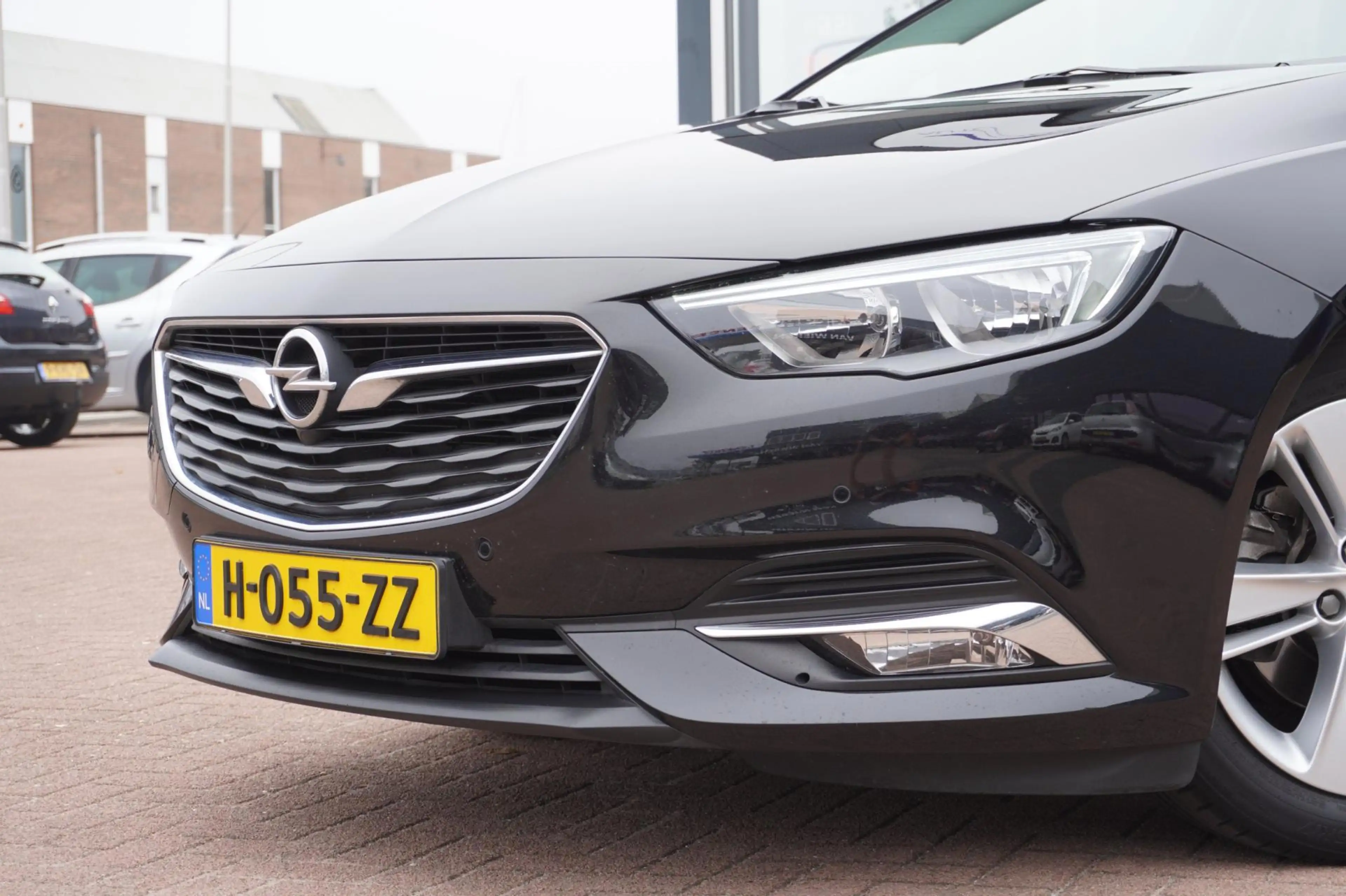 Opel Insignia Sports Tourer 1.5 Turbo Business Executive | Virt. — photo 49