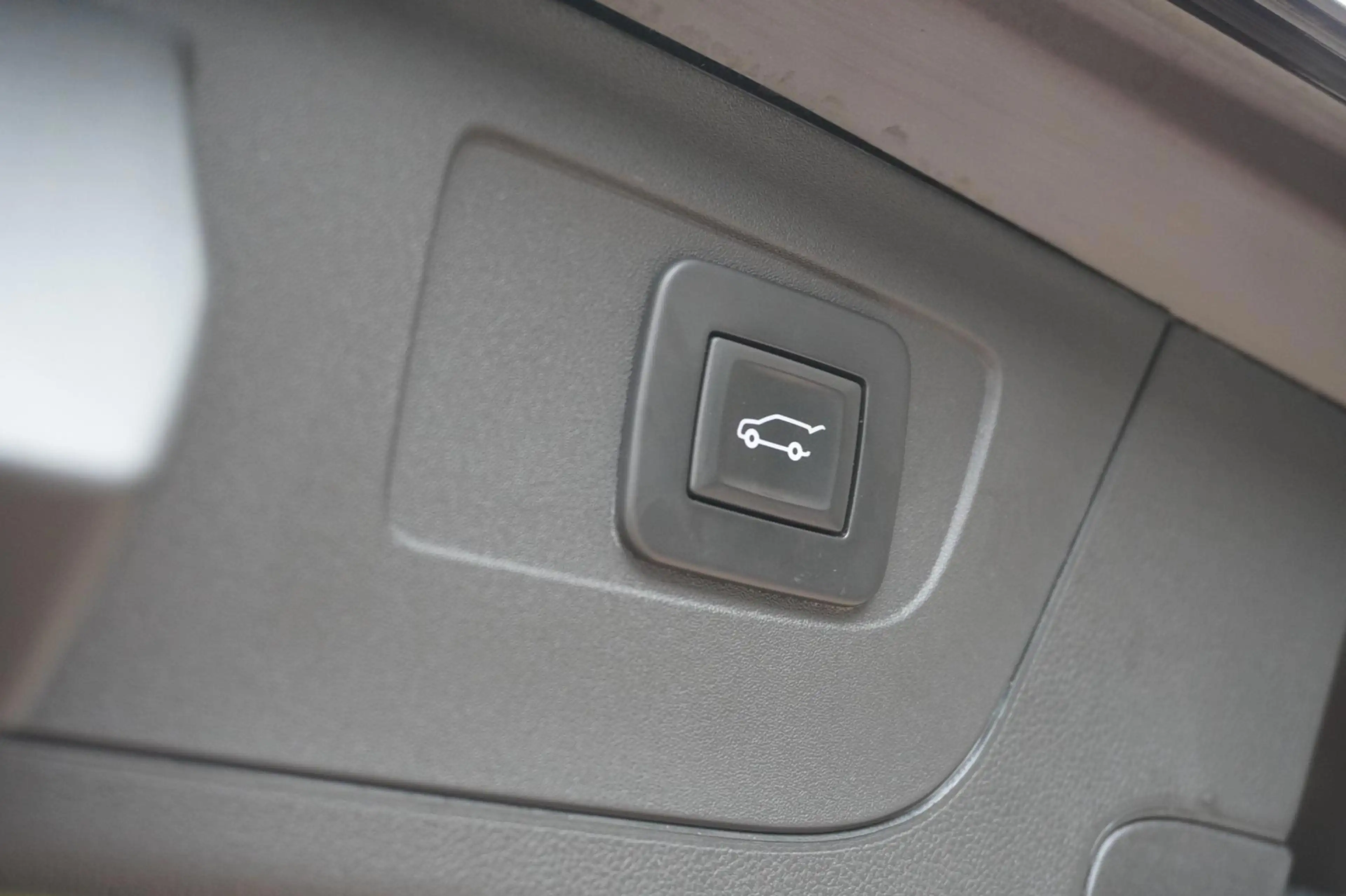 Opel Insignia Sports Tourer 1.5 Turbo Business Executive | Virt. — photo 43
