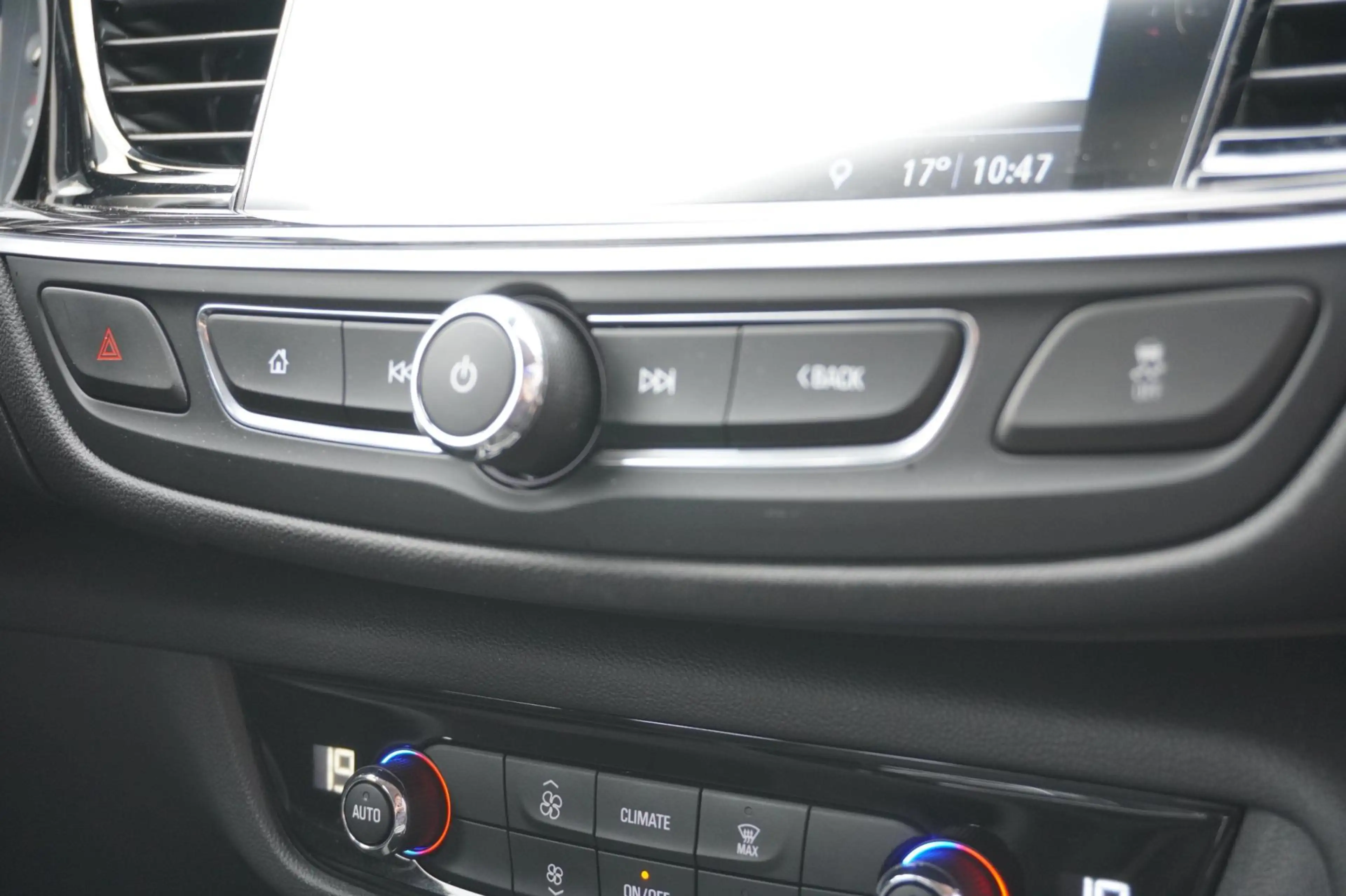 Opel Insignia Sports Tourer 1.5 Turbo Business Executive | Virt. — photo 36