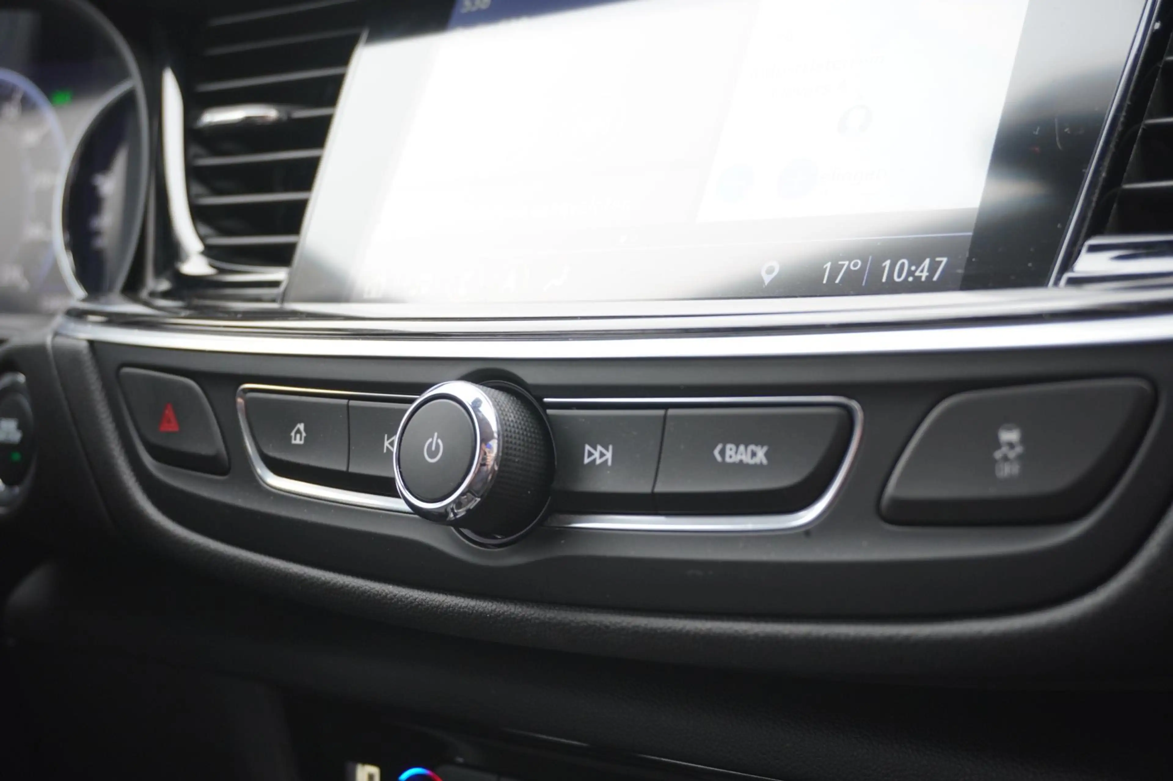 Opel Insignia Sports Tourer 1.5 Turbo Business Executive | Virt. — photo 34