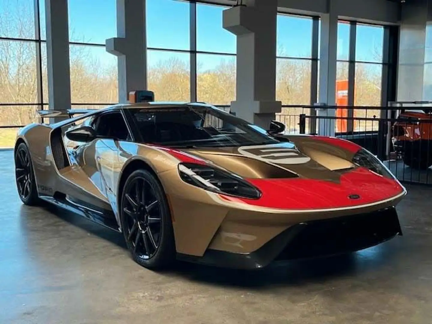 Ford GT Heritage Holman Moody Gold Edition Carbon Goud - 1