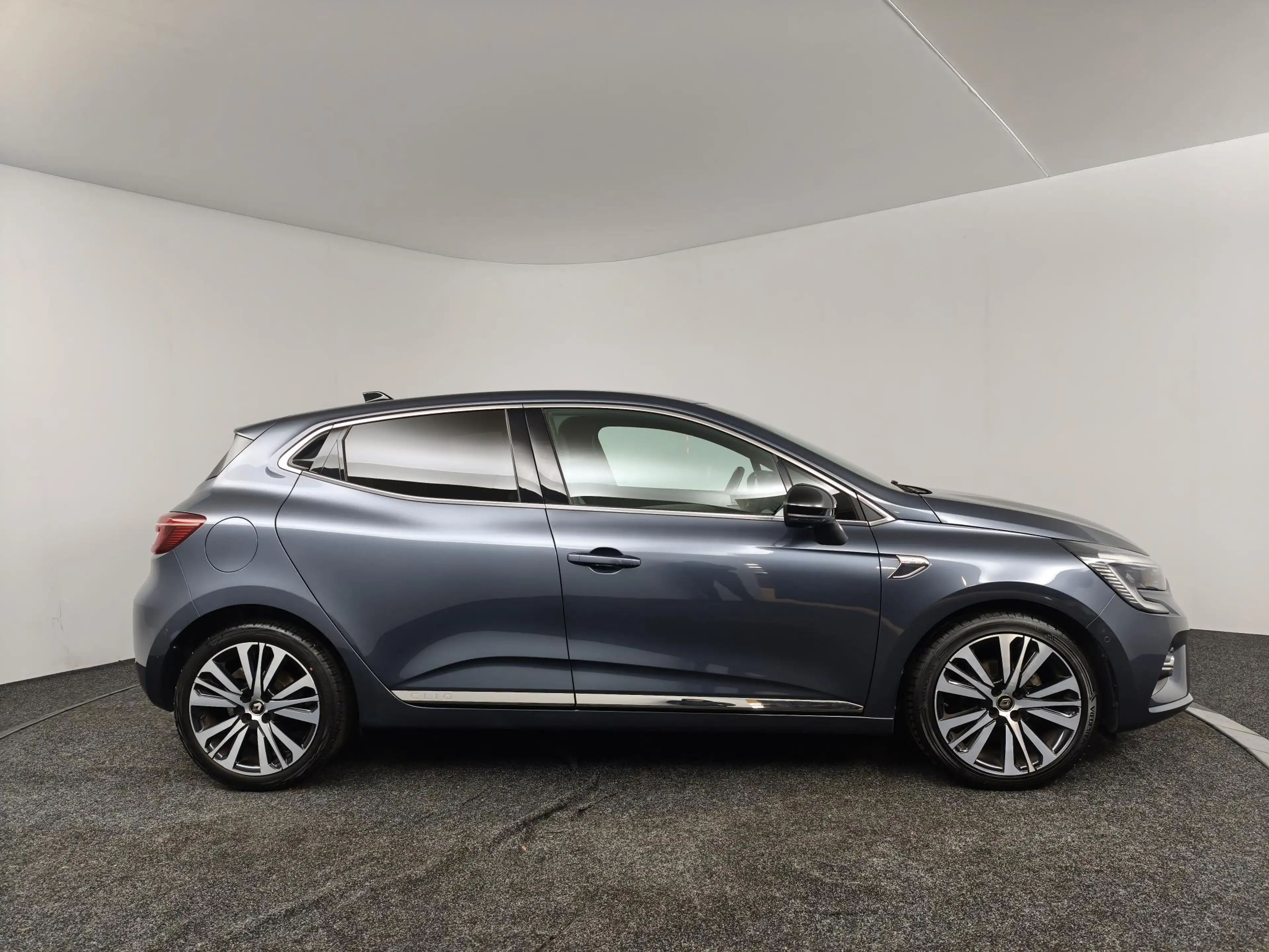 Renault Clio 1.0 TCe Initiale Paris | Leder | 360° Camera | Nav — photo 16