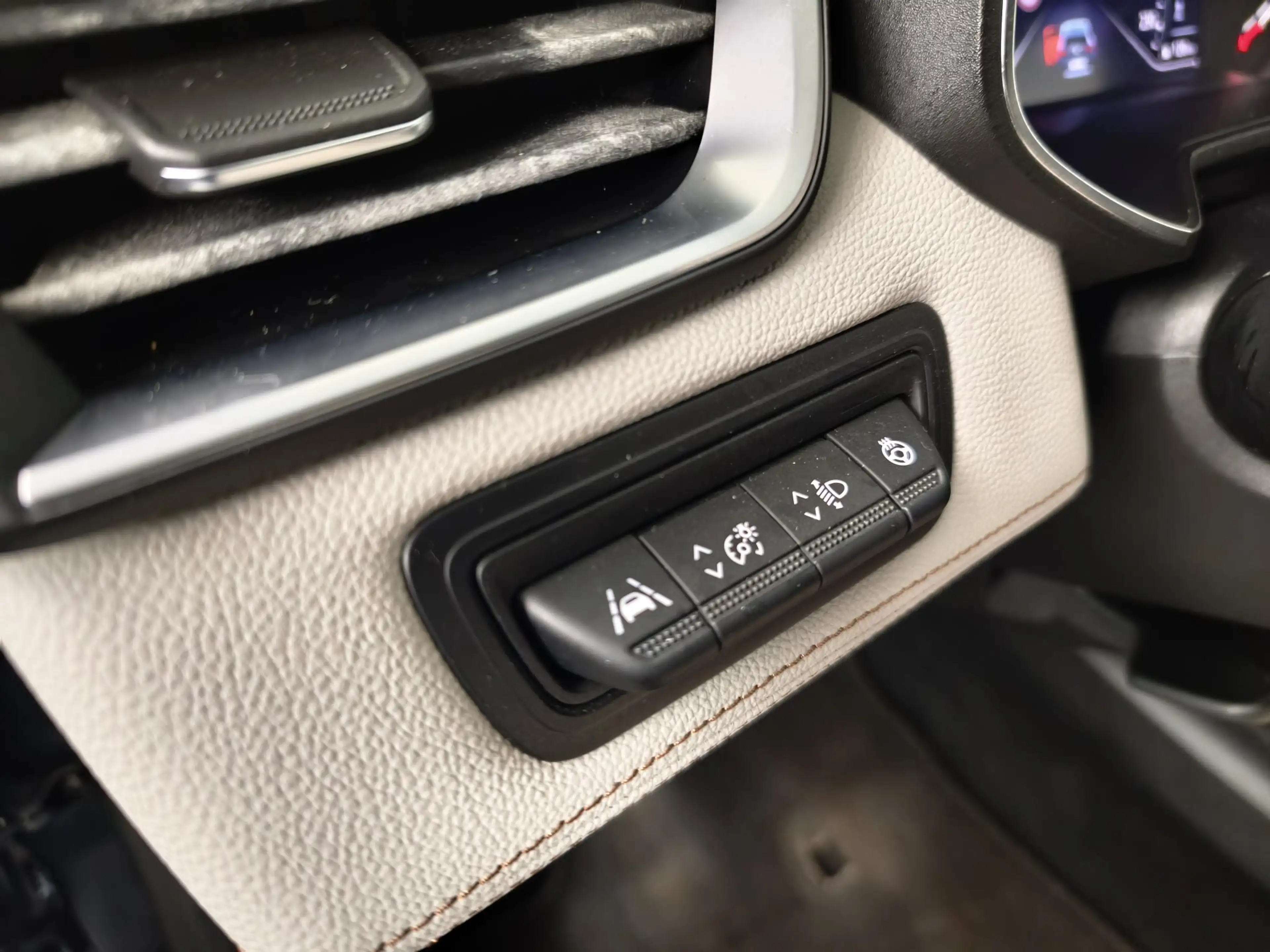 Renault Clio 1.0 TCe Initiale Paris | Leder | 360° Camera | Nav — photo 32