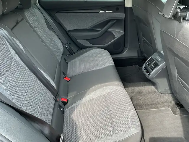 Skoda Superb view 15