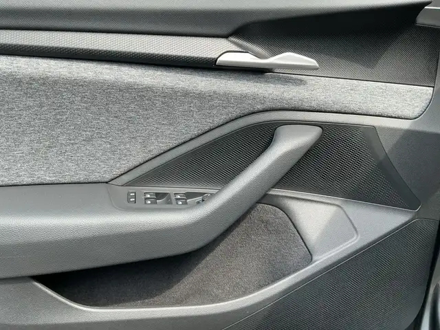 Skoda Superb view 14