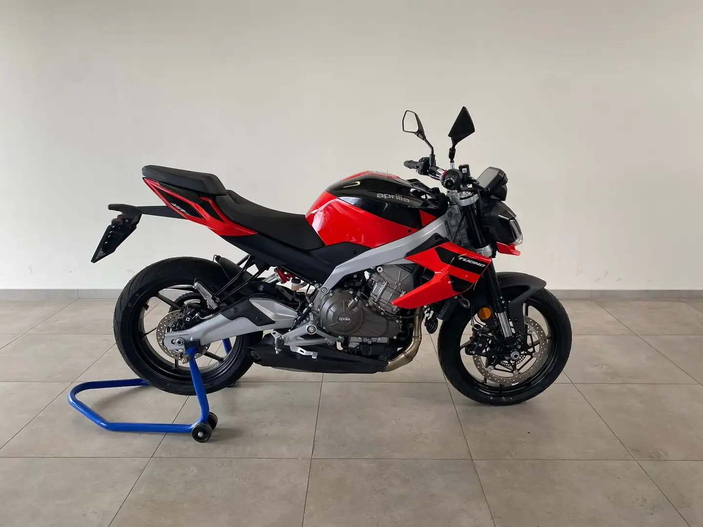 Aprilia Tuono 457 Rouge - 1