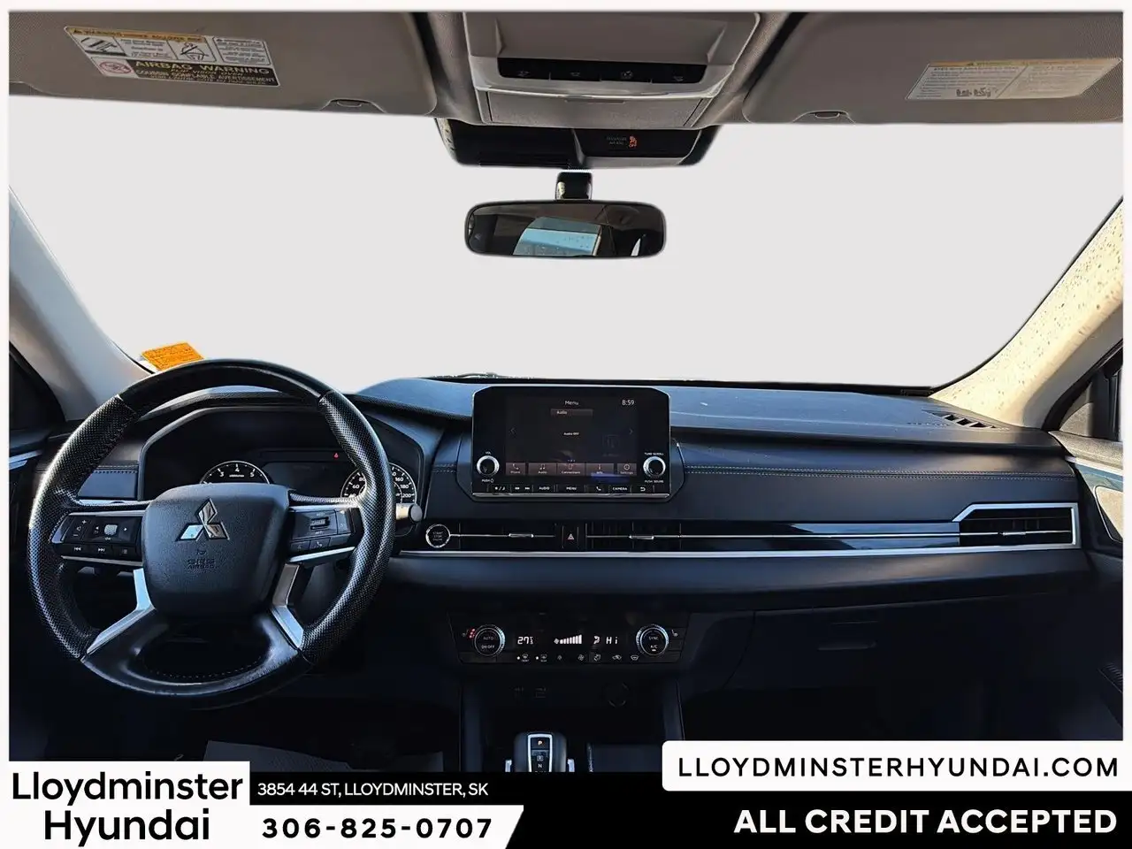 Mitsubishi Outlander снимка Mitsubishi Outlander