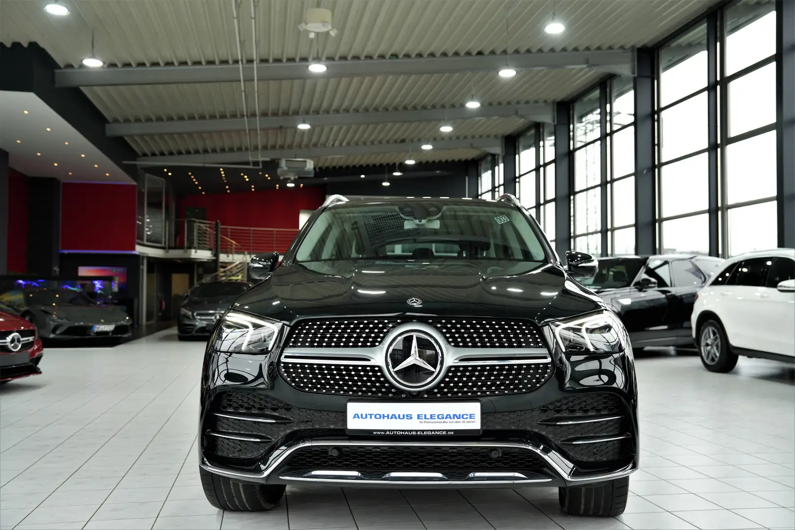 Mercedes-Benz GLE 350 d 4Matic*AMG-LINE*AIRMATIC*PANO*H-UP*1HD Zöld - 2