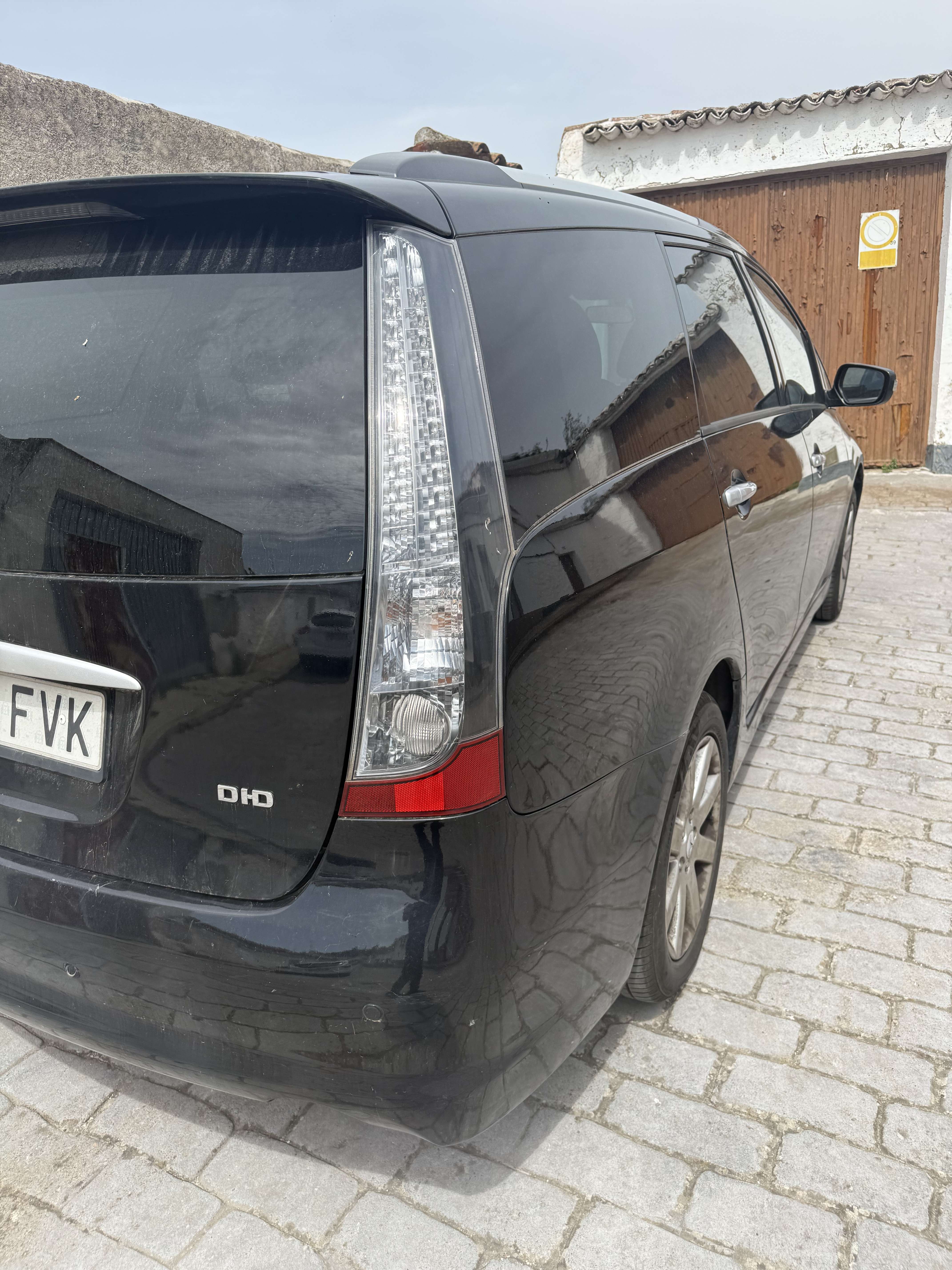 Mitsubishi Grandis 2.0DI-D Intense - foto 1