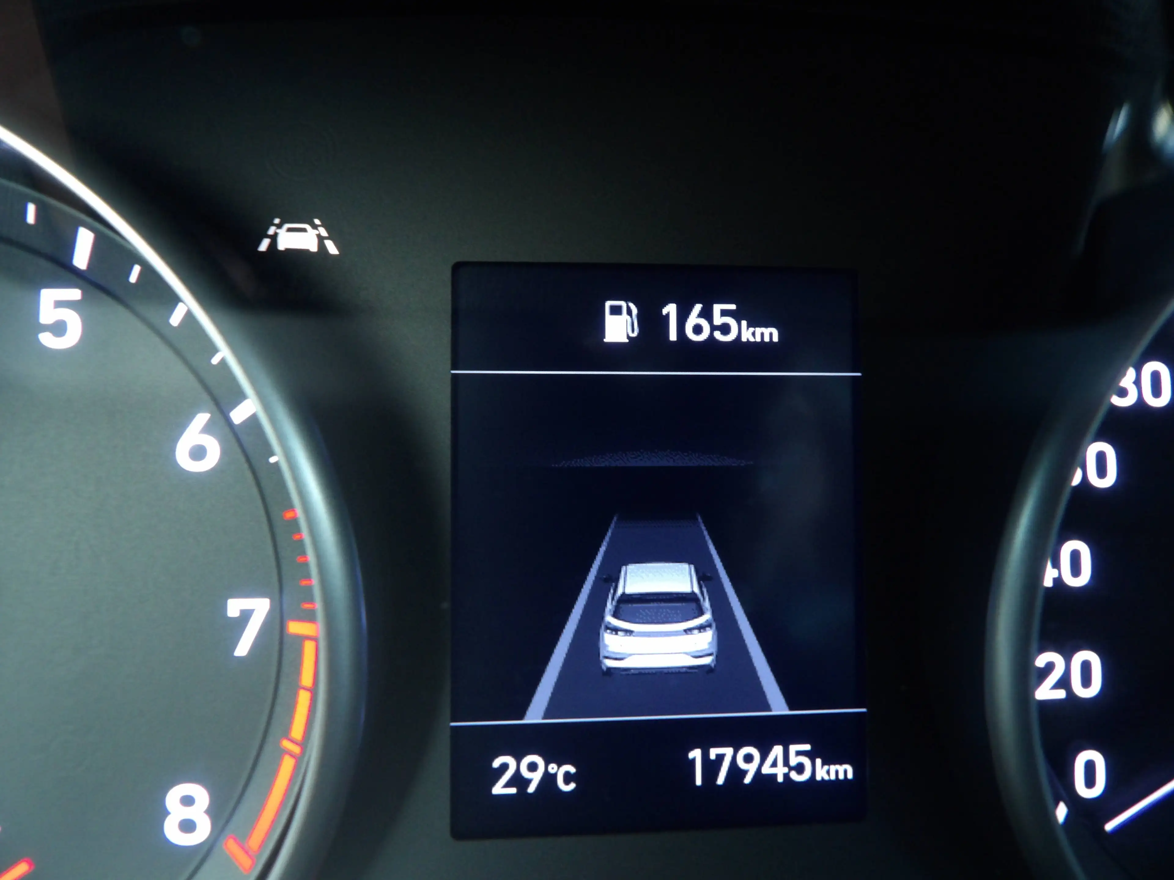Hyundai i30 i30 1.0 T-GDi MHEV Techno — photo 19