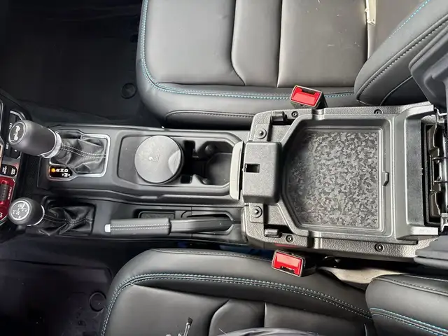 Jeep Wrangler view 15