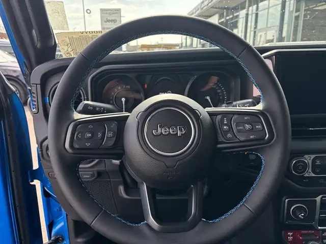 Jeep Wrangler view 8