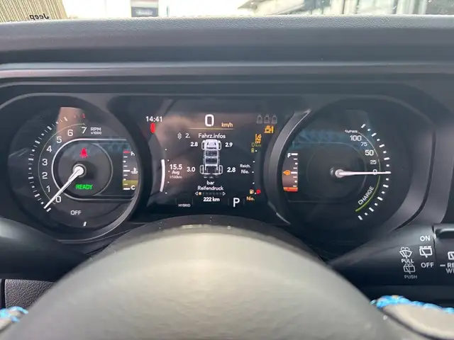 Jeep Wrangler view 9