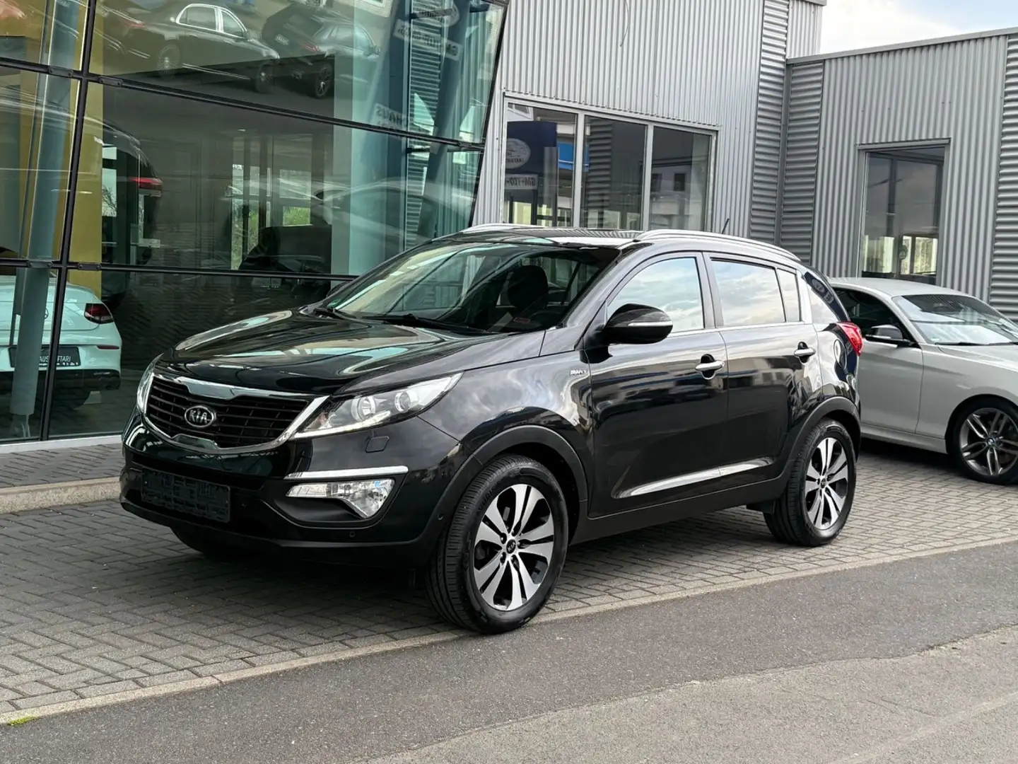 Kia Sportage FIFA World Cup Edition 4WD Kamera AHK Noir - 1