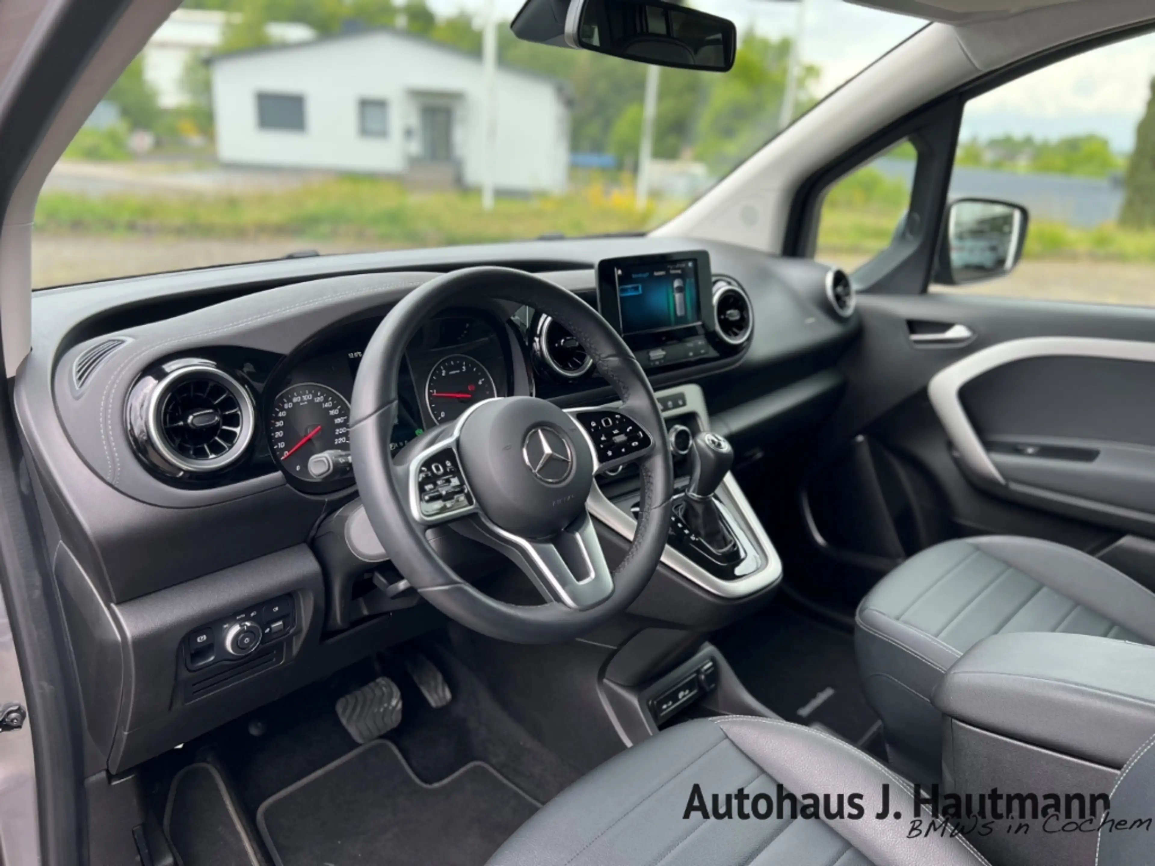 Mercedes-Benz T-Class d +1.HAND+RFK+NAVI+SHZ+Tempo — photo 12