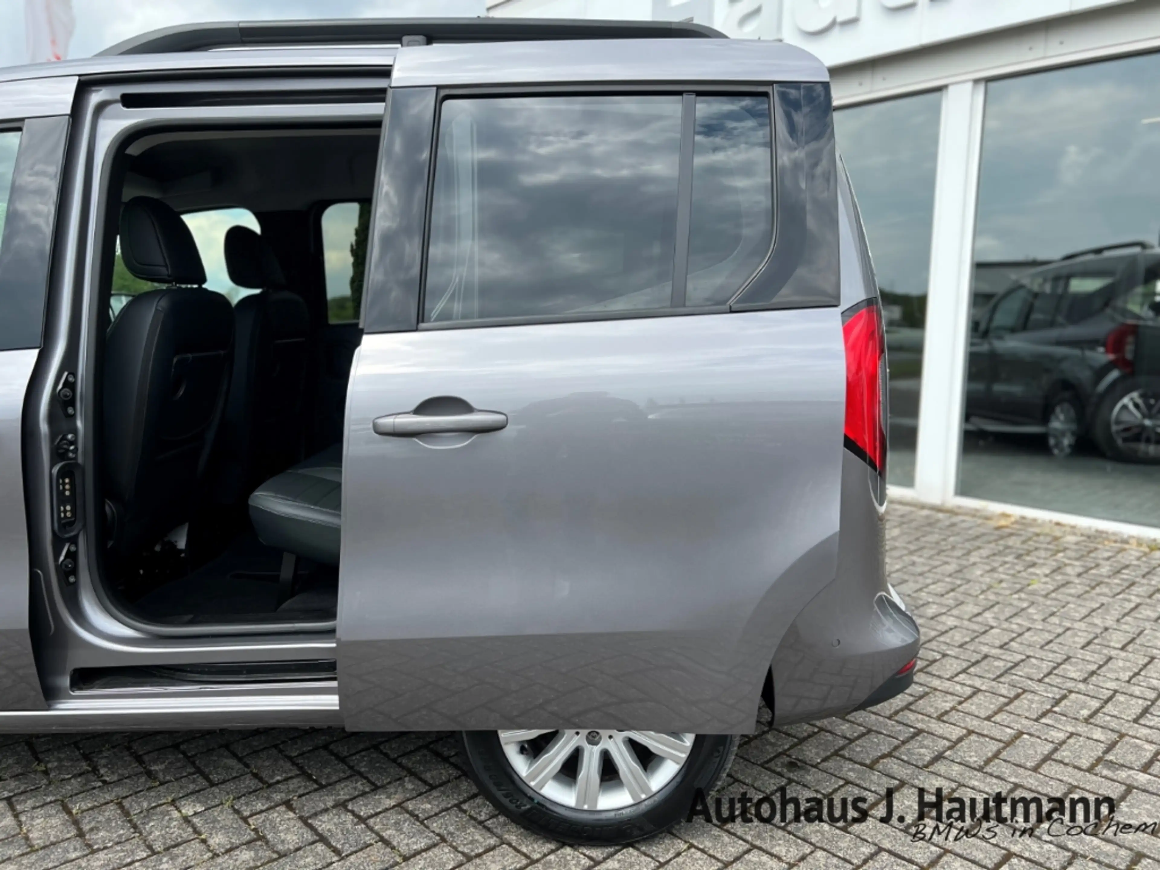 Mercedes-Benz T-Class d +1.HAND+RFK+NAVI+SHZ+Tempo — photo 15