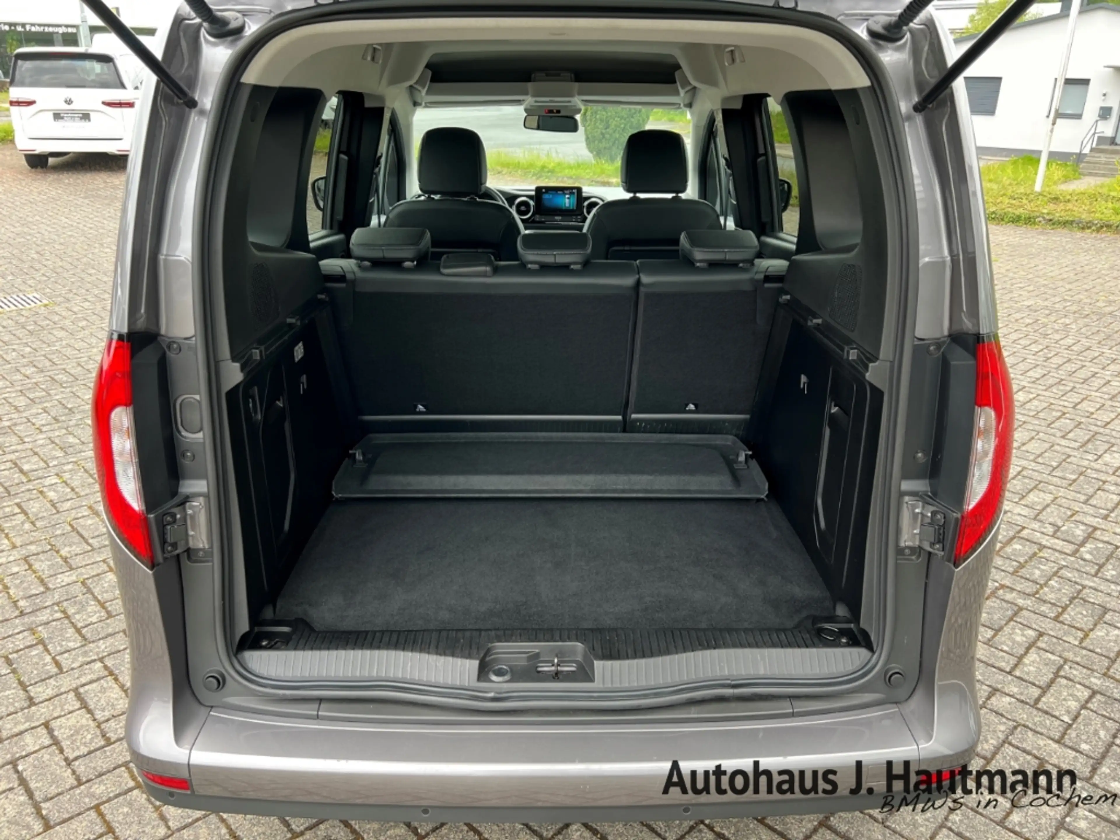 Mercedes-Benz T-Class d +1.HAND+RFK+NAVI+SHZ+Tempo — photo 8