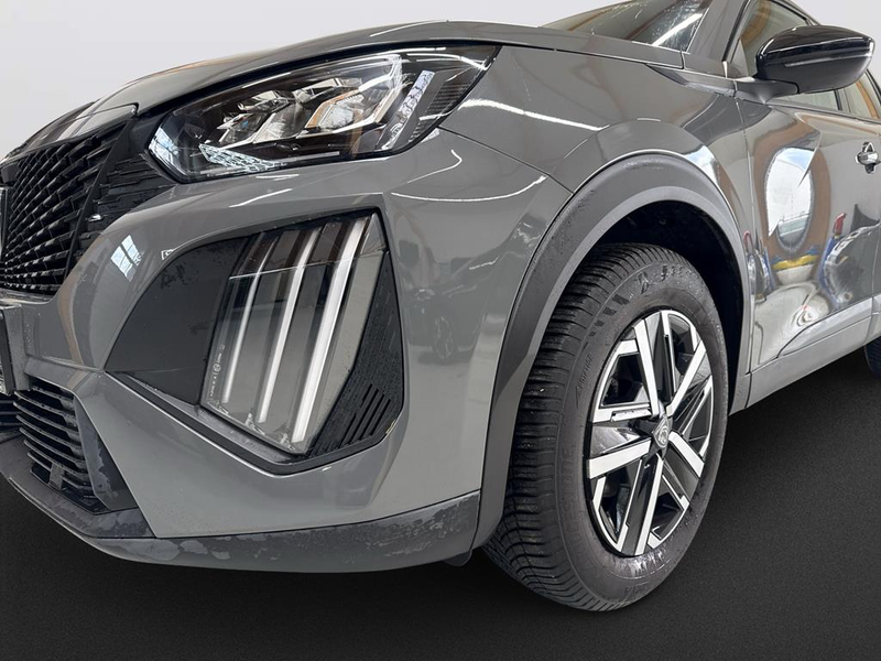Peugeot 2008 1.2 PureTech 100 Active — photo 8