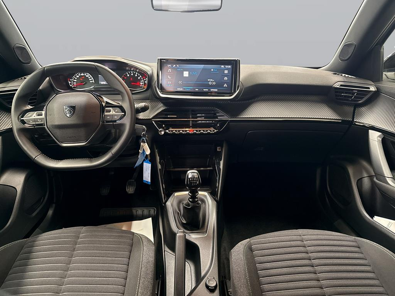 Peugeot 2008 1.2 PureTech 100 Active — photo 9