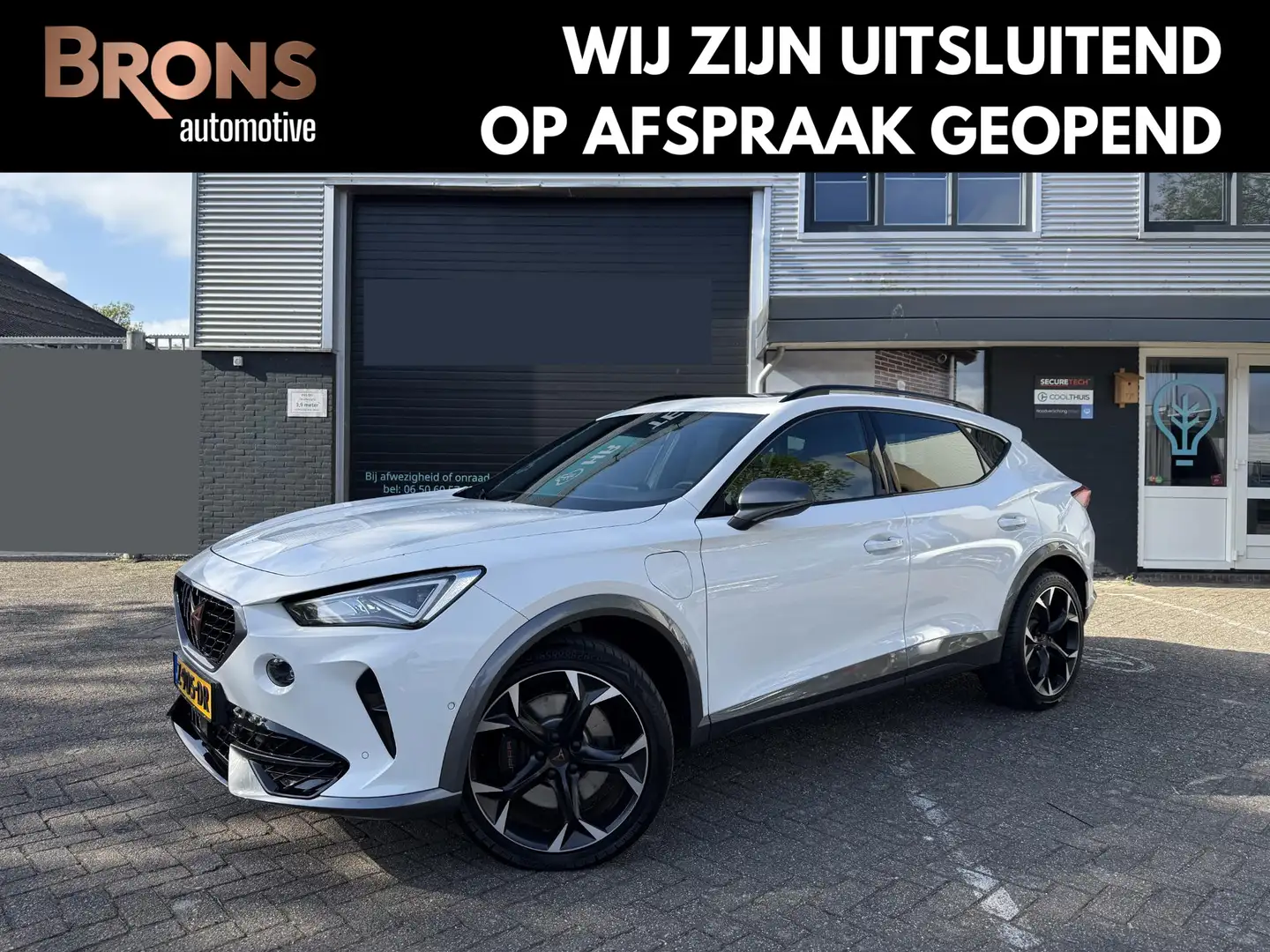 CUPRA Formentor 1.4 e-Hybrid VZ Copper Edition Pano l Camera l 19 Blanc - 1