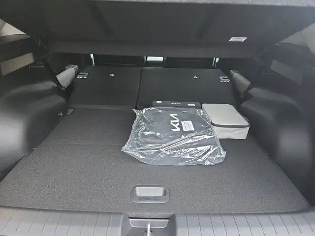Kia EV4 view 12