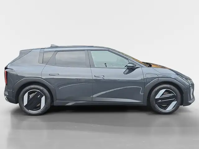 Kia EV4 view 6