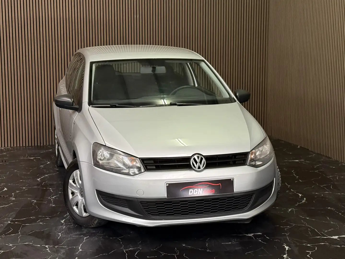 Volkswagen Polo 1.2 CR TDi Comfortline DPF Gris - 2
