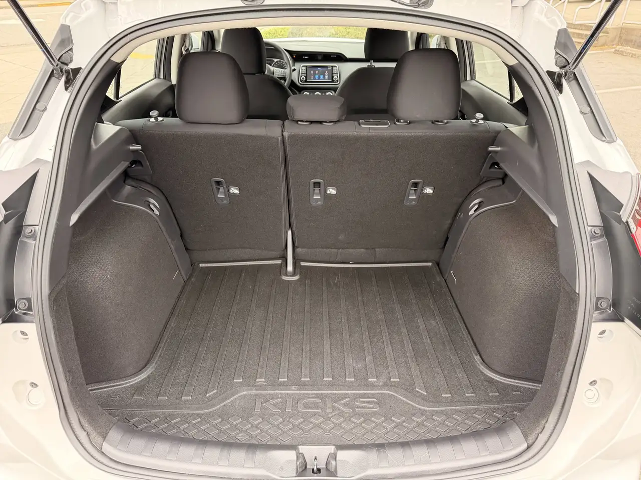 Nissan Kicks снимка Nissan Kicks