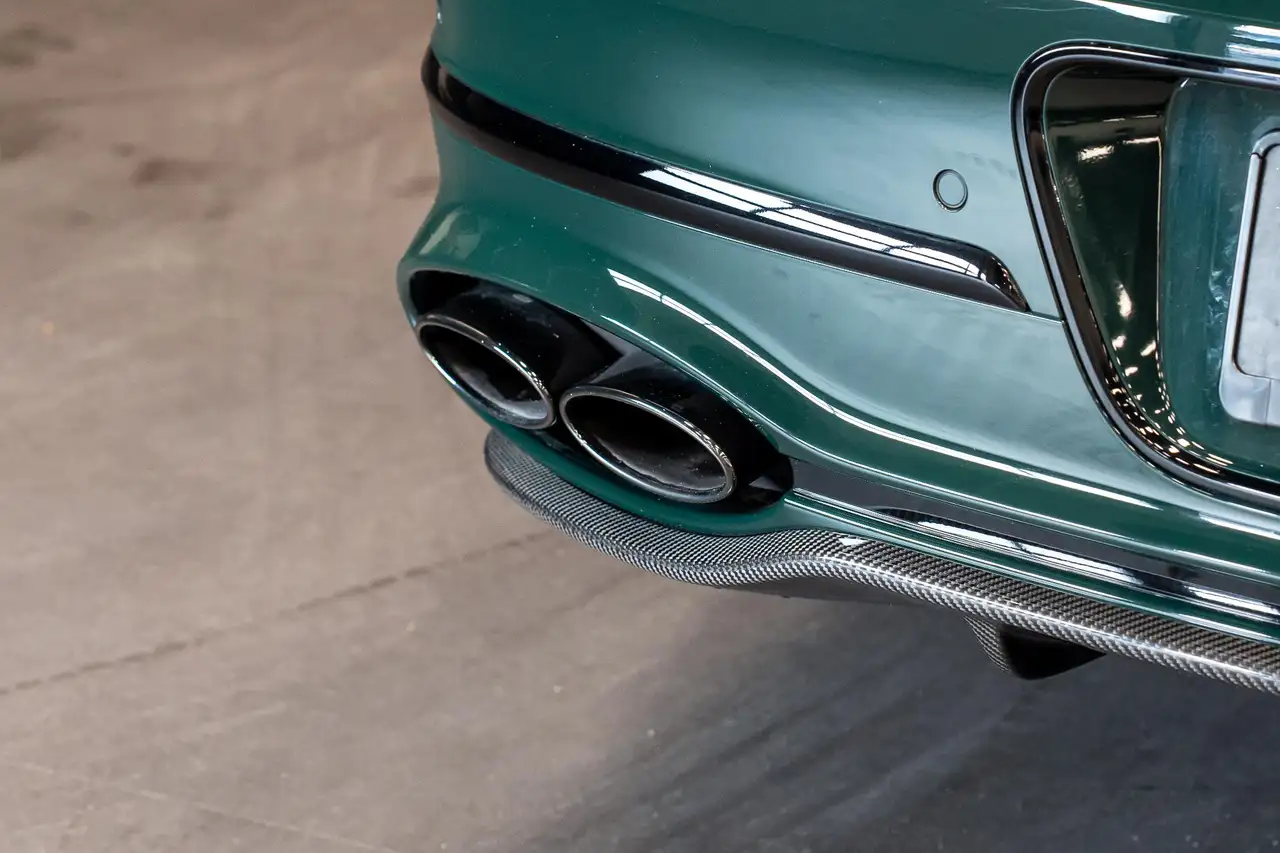 Bentley Flying Spur 2023 — фото 13