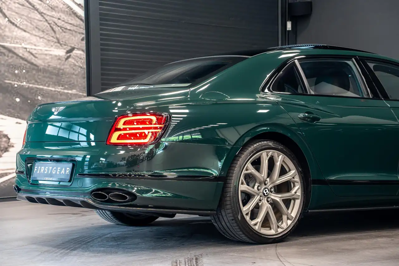 Bentley Flying Spur 2023 — фото 23