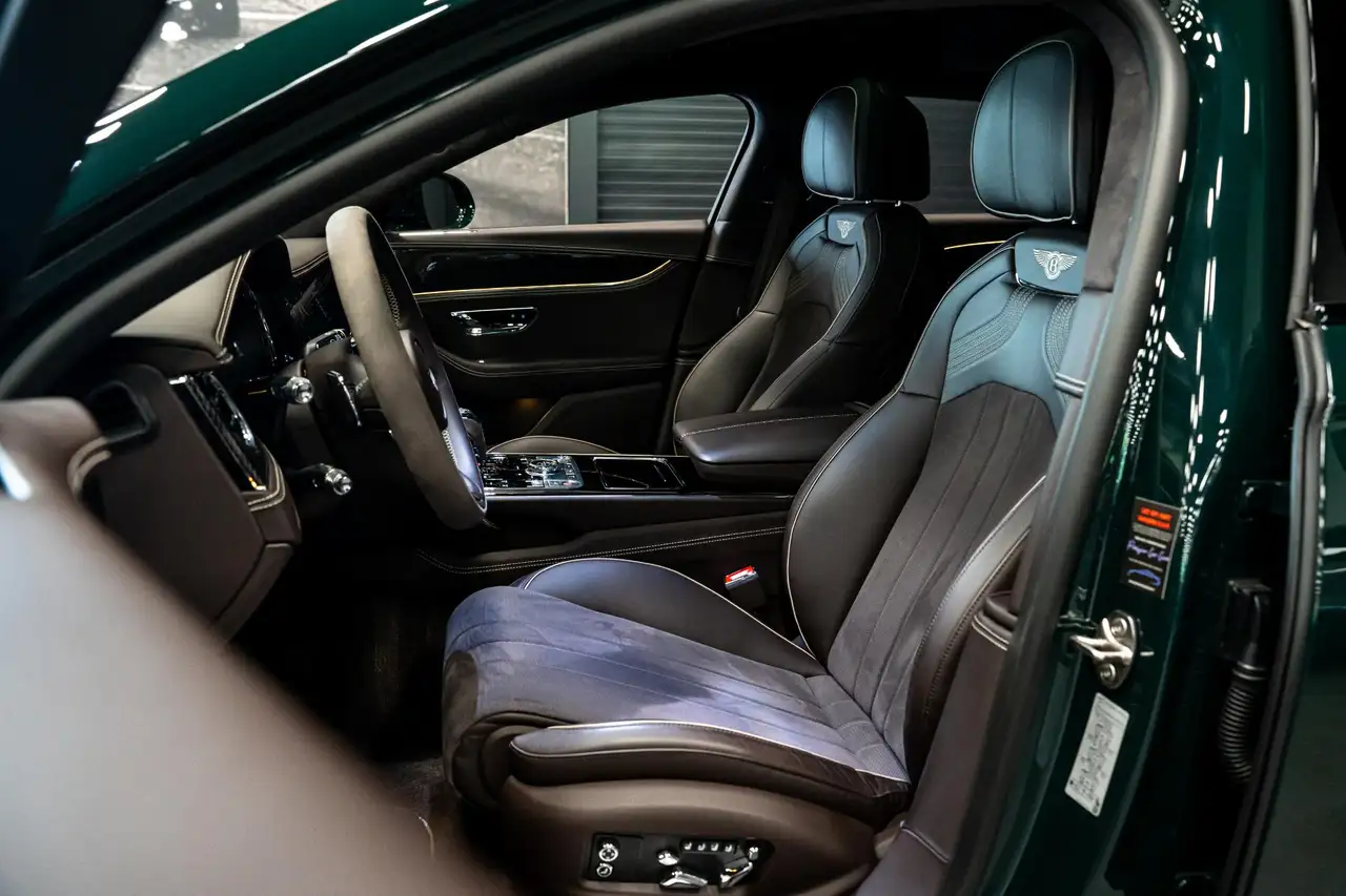 Bentley Flying Spur 2023